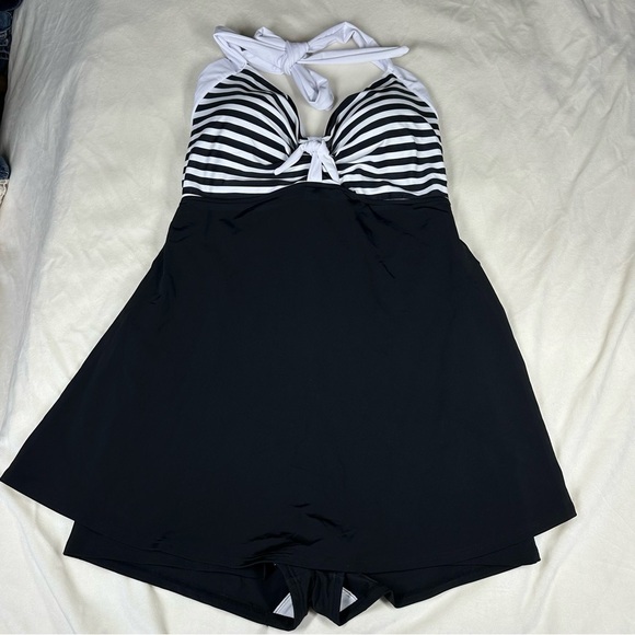New NWT COCOSHIP Swimsuit Swim Dress 4XL 18 Lined Wireless Tummy Control Halter - Picture 2 of 15